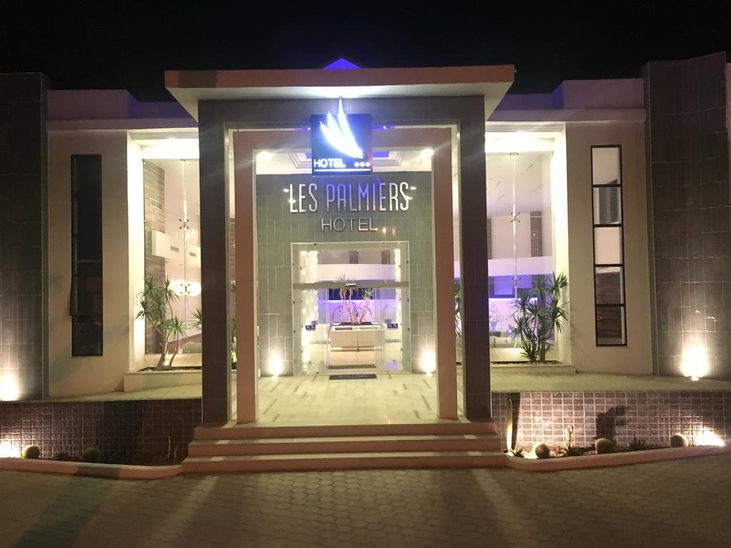 Hotel Les Palmiers Monastir Buitenkant foto