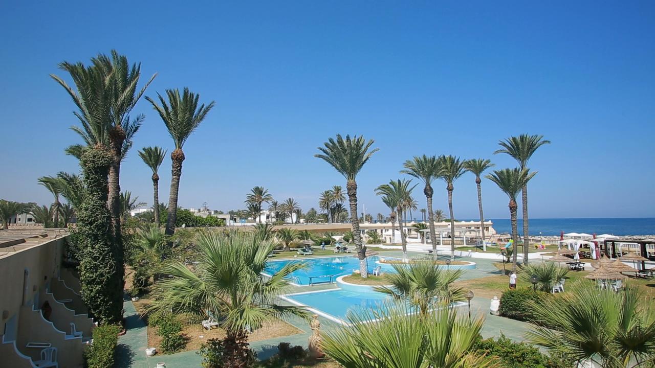 Hotel Les Palmiers Monastir Buitenkant foto